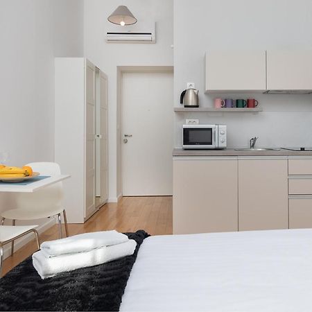 Modern Studio Near Park Zrinjevac And Main Square Zagreb Exterior foto